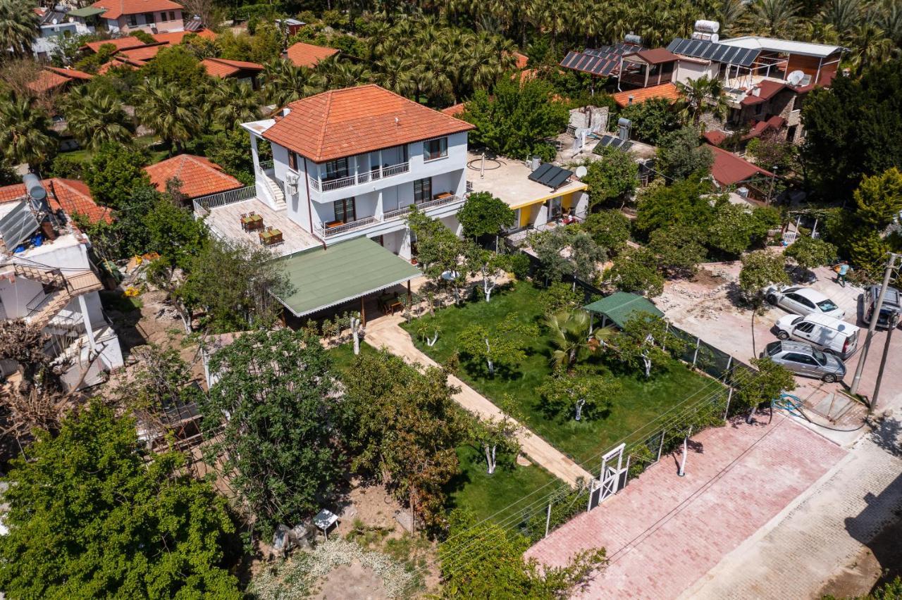 Ayris Hotel Чирали Экстерьер фото